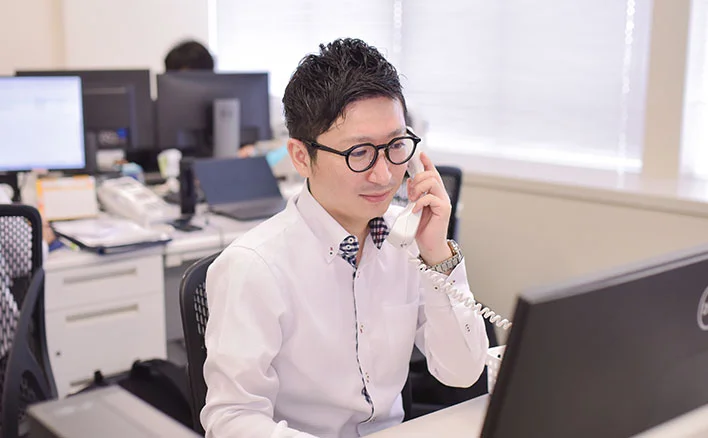 社員