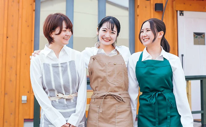 全国から300名を超えるスタッフが集まる！