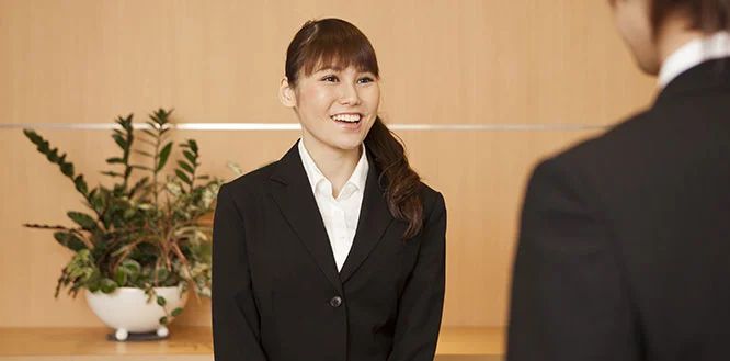 職種紹介 フロント・ベル全て