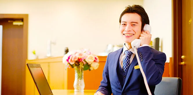 職種紹介 フロント・ベル全て