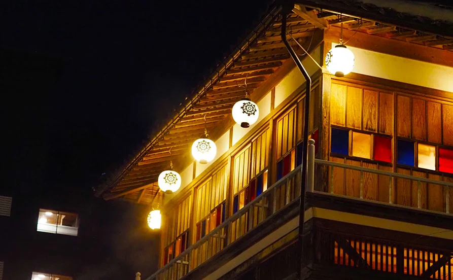 【未経験者歓迎のリゾートバイト！】通勤ラクラク♪館内寮☆石川県加賀の老舗旅館でのお仕事です。