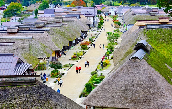 ＼秋の募集🍂／【毎日温泉入浴OK♪】芦ノ牧温泉絶景宿でリゾートバイト仲居さんデビューしませんか？
