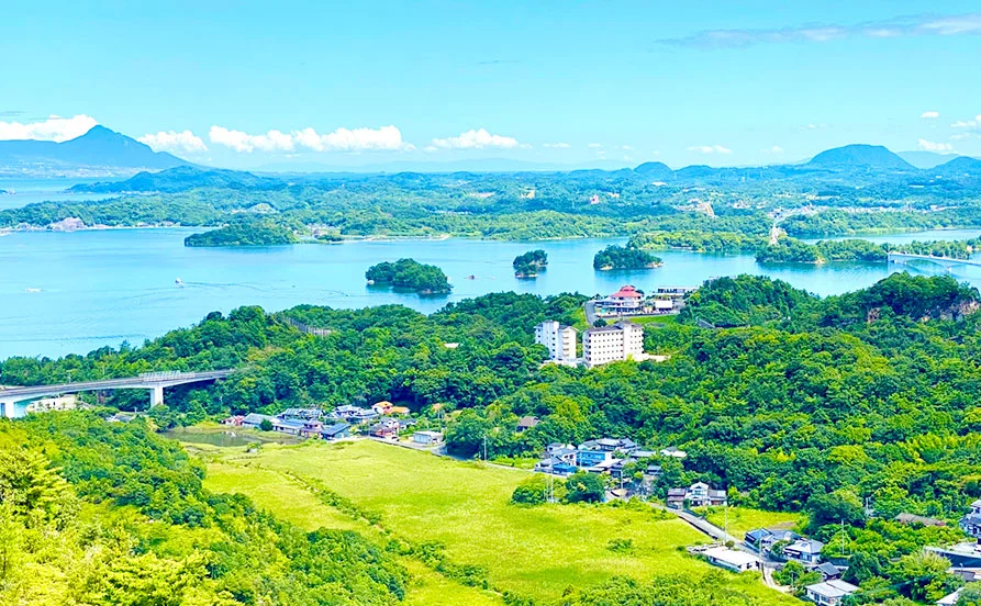 リゾートバイトといえば温泉✨毎日温泉に入れる人気求人です！バスに乗れば島原や小浜までも約30分程☆