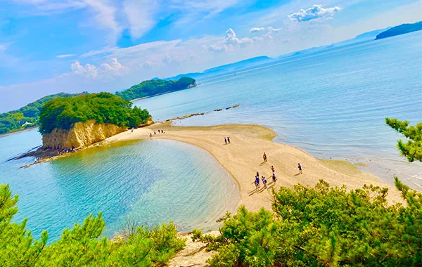 【島暮らしを満喫🌊】人気の離島🌴小豆島で働こう！休日はエンジェルロードへ✨