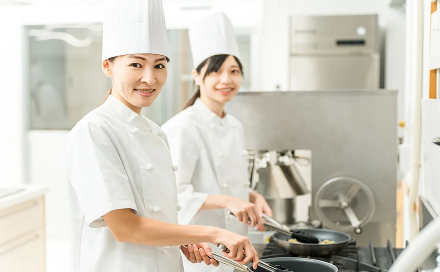 《日本三名泉の誇る名湯を満喫♨️》下呂温泉の和風ホテルでお仕事！寮費・食費が0円で生活面も安心