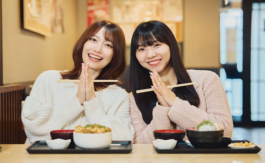 ＼年末年始／コンビニ徒歩圏内×Wi-Fi個室寮完備！歴史ある萩エリアで短期バイト
