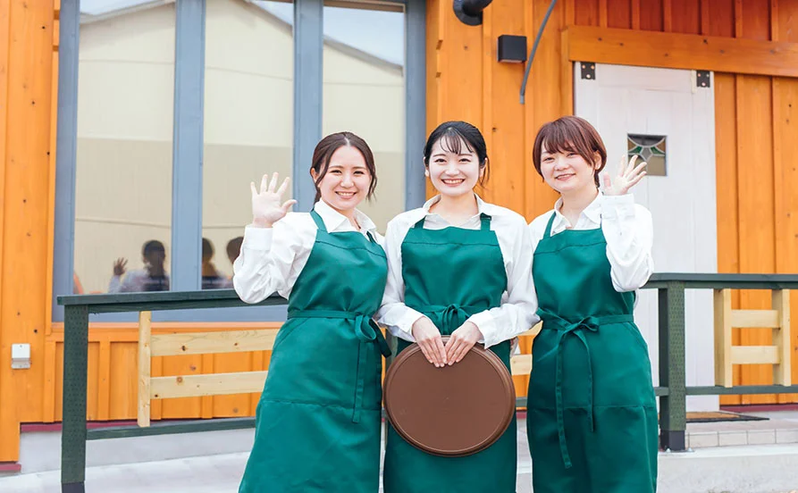 《従業員食堂でまかない支給あり✨》短期でお仕事したい方注目🔥寮は個室で悠々自適！お部屋内にお風呂やトイレもついてます👍