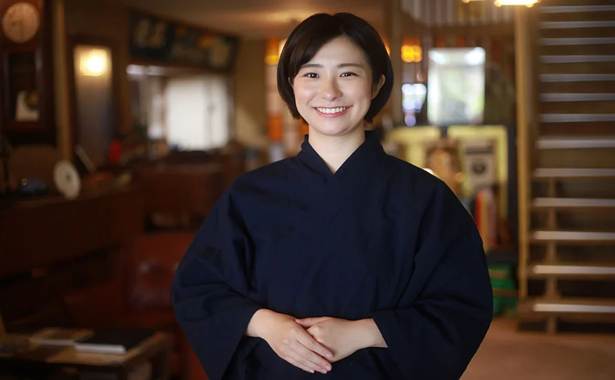 【鳥羽湾を見下ろすロケーション✨】絶景の温泉旅館！キッチン付き無料個室寮＆毎日温泉OK