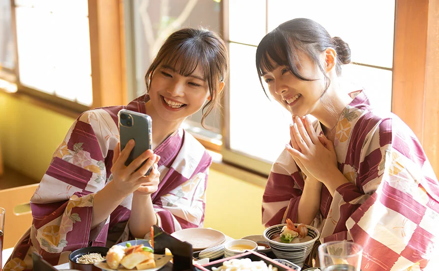 【高時給で未経験スタートOK★】寮費無料のキッチン付個室寮《仕事終わりは温泉を満喫♨️》