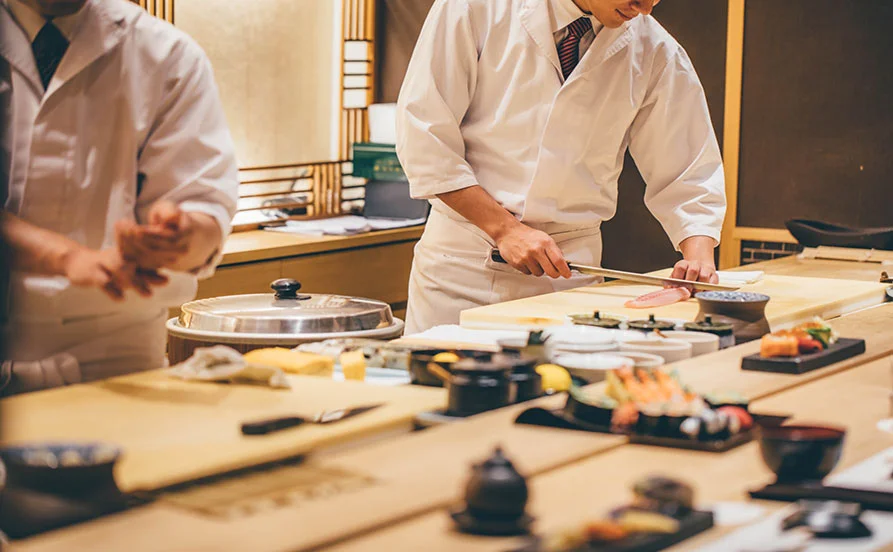 寮費無料☆北アルプスの大自然に囲まれて働く☆毎日3食あり＆温泉にも入れる